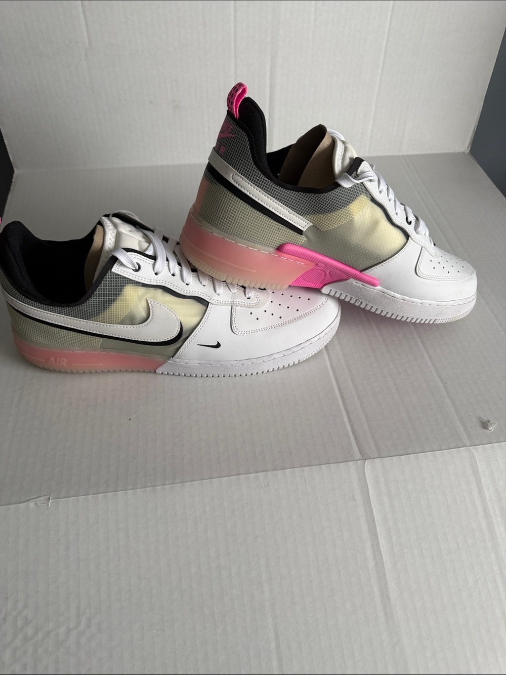 Nike Air Force 1 Low React white Black Pink Spell Sz 15 Like New - Picture 2 of 10